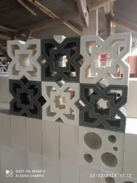 Rosterbeton bermacam motif