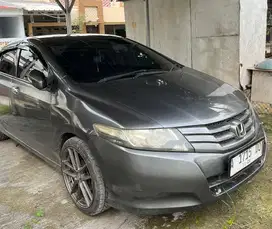 Jual Mobil Honda City AT th2011