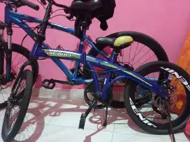 Sepeda genio blue