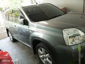 Nissan X-Trail 2010 Bensin