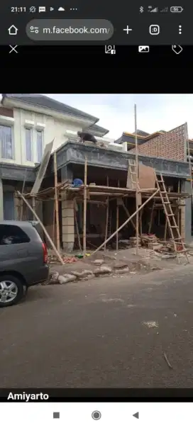Tukang bangunan mencari pekerjaan