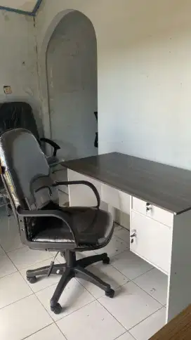 PROMO PAKETAN MEJA DAN KURSI KERJA DIREKTUR GRATIS ONGKIR