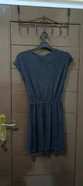 Dress H&M Abu-abu