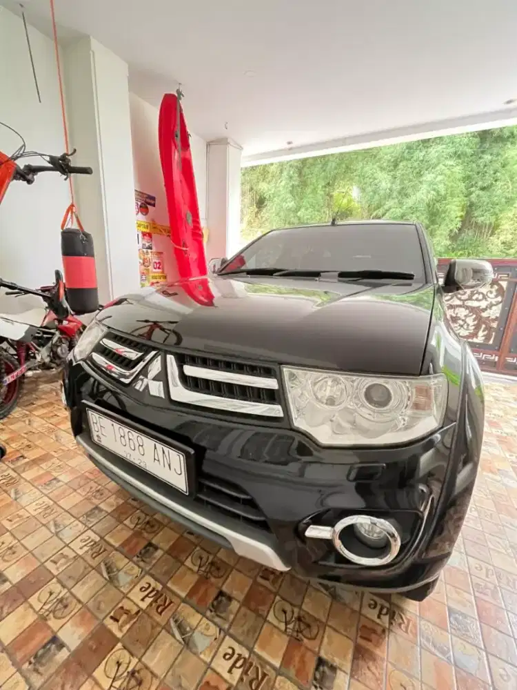 Mitsubishi  Pajero Sport Dakar 4X2 Diesel metik 2014