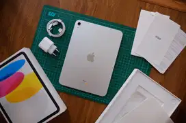 Fullset iPad 10th 64 GB Wifi Silver - iBox Garansi Panjang