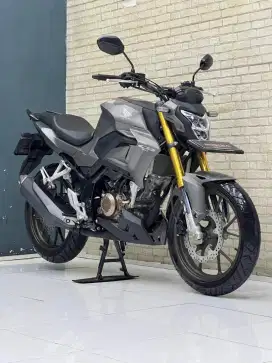 Odo 3rb Istimewa!!Honda CB150R 2024 Plat Jatim Mulus Murah-Mustika