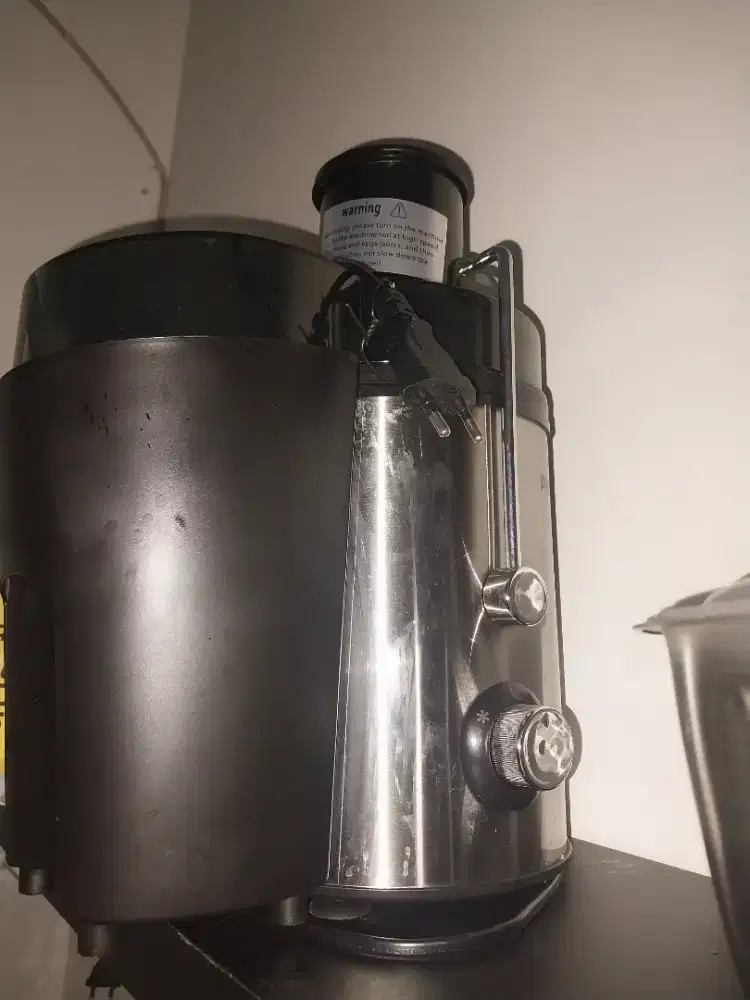 Juicer Philips bekas