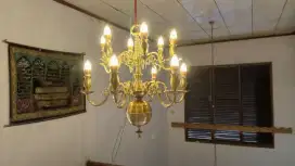 Barang antik lampu hias