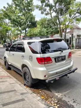 Toyota Fortuner diesel manual 2008
