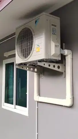 Service ac,bongkar pasang ac,cuci ac,isi freon ac,dll