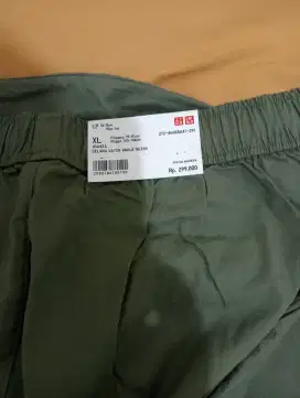 UNIQLO ORI BARU DISKON 50%