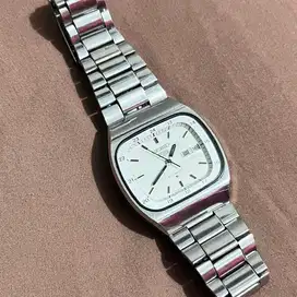 Jam Tangan Seiko 5 TV SHAPE