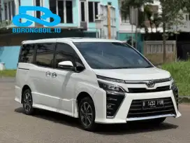 Toyota Voxy 2.0 At 2019 Putih Mutiara