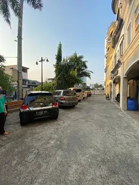 Ruko Sentra Bisnis 4 Lantai Ada Basement Di Tanjung Duren JakBar