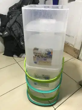 Dijual Box es Merek genoa