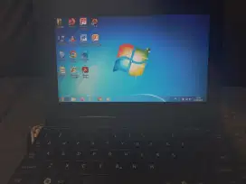 Notebook Toshiba NB520.