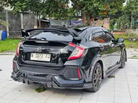 Civic E Hatchback AT 2018 Low KM40rb Upgrade Type R