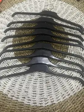 Preloved hanger