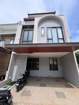 Dijual rumah baru dalam cluster dekat ke lebak bulus di Cirendeu