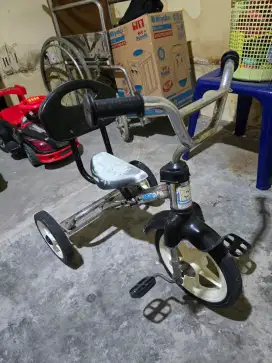 Sepeda Roda 3 / becak anak anak