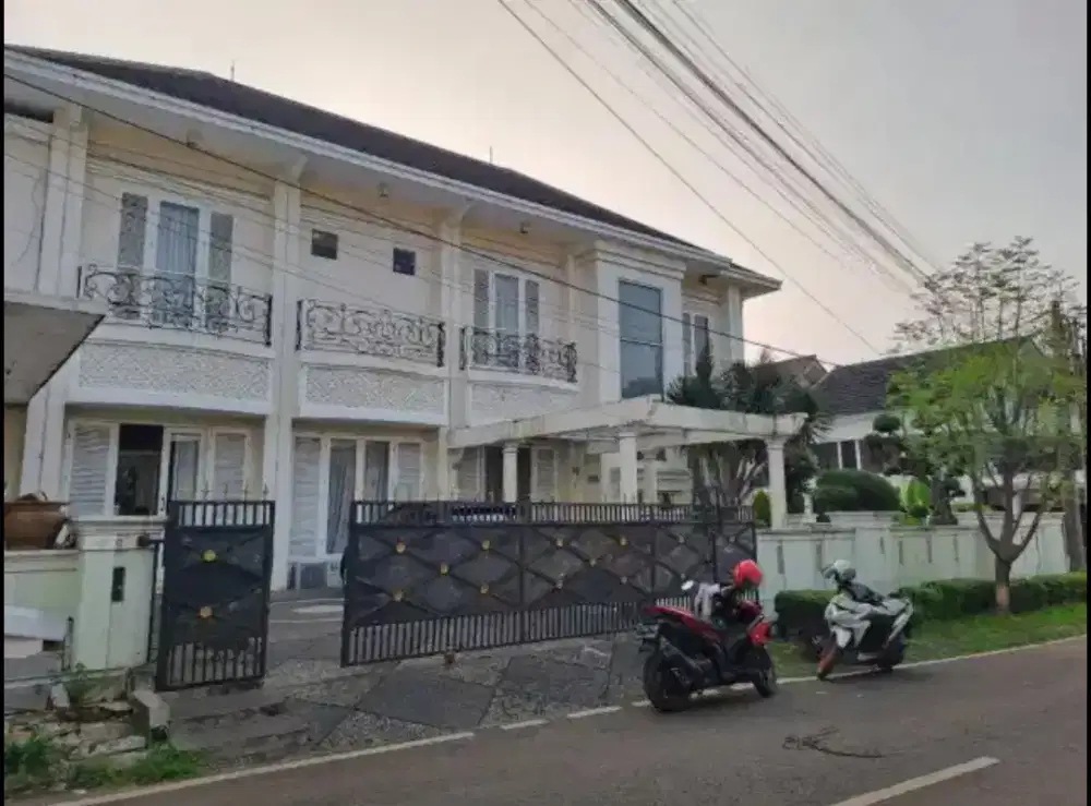 RUMAH SULTAN + KOLAM RENANG DI DUREN SAWIT