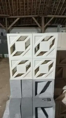 Loster beton minimalis