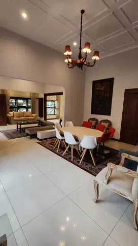 Di jual Rumah di Menteng Jln sunda kelapa
