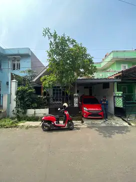 Rumah Strategsi Dekat Gerbang Tol Cibadak 2 Harga Nego J-16079