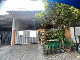 Jual Rumah 2 Lantai di Perum Harapan Indah Bekasi Siap KPR J-19809