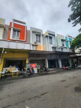 Ruko Gandeng Asia Tropis di Harapan Indah Bekasi