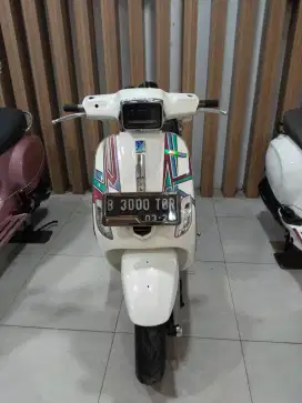 PIAGGIO VESPA S 150 2013 PERFECT CONDITION