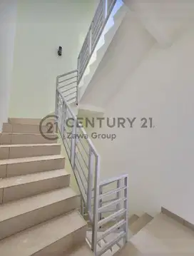Dijual 2 Unit Rumah Baru Di Taman Ratu 3 Lantai Kebon Jeruk, Jakbar