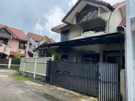 Dijual Rumah Murah bangat di Palem Semi Karawaci Tangerang