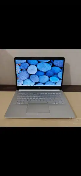 Laptop Cocok Buat Pelajar Body Slim Batery Awet Keyboard Backlight