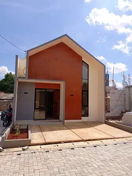 Rumah cluster Akses Stasiun Rawabuntu