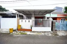 Rumah SHM Hadap Selatan 10 Mnt ke SMAN 4 Tangerang Harga Nego J-11047