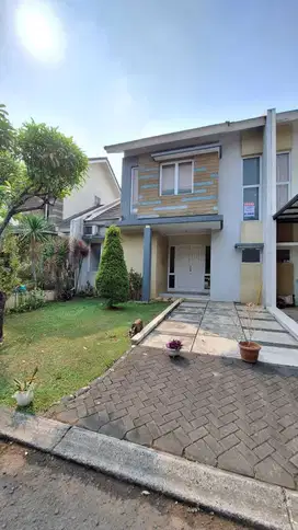 Disewakan Rumah di Sevilla BSD Tangerang Selatan