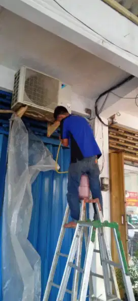 Jasa panggilan service AC ke rumah