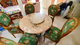Meja Makan Marmer + Kursi Makan Set