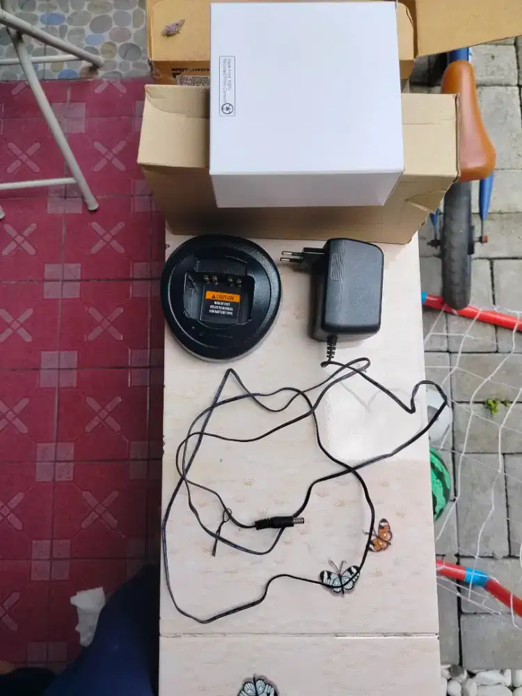 Charger Motorola GP328