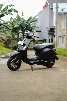 PIAGGIO VESPA MATIC SPRINT 150 NOTTE EDITION 2019 BISA KREDIT