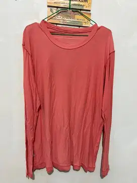 Atasan Kaos uniqlo