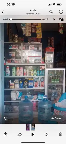 Dijual etalase dan rak besi dan isi warung