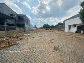 DISEWAKAN TANAH STRATEGIS PINGGIR JALAN RAYA LUASAN 2500M DI BEKASI