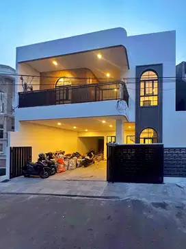 DIJUAL RUMAH BARU DLM KOMPLEKS LINGKUNGAN TENANG DAN AMAN BEBAS BANJIR