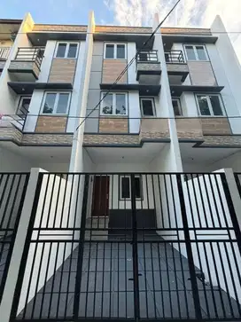 RUMAH 3 LANTAI SIAP HUNI TAMAN RATU
