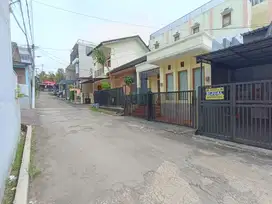 Tinggal Bawa Koper Dan Uang