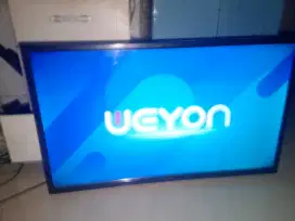 Dijual ajh smart tv 32inc merk weyon no minus masih mulus minat PC