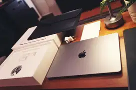 Apple MacBook Air M2 13.6-inch 2022 Space Gray