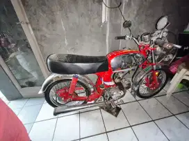 HONDA S90Z 1973 MERAH